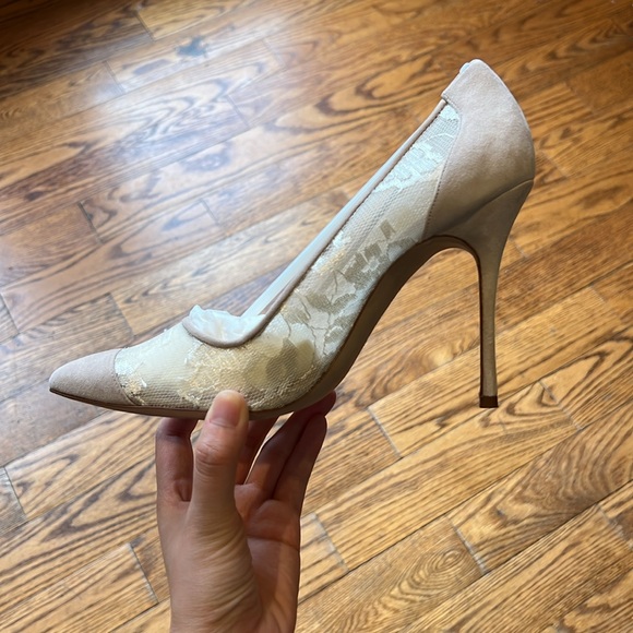 Like New Manolo Blahnik Solola Heels (only tried on for wedding photography) - Picture 7 of 11